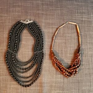 Set of 2 necklaces
